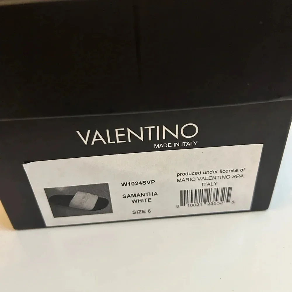 ! Mario Valentino Samantha white slides size 6